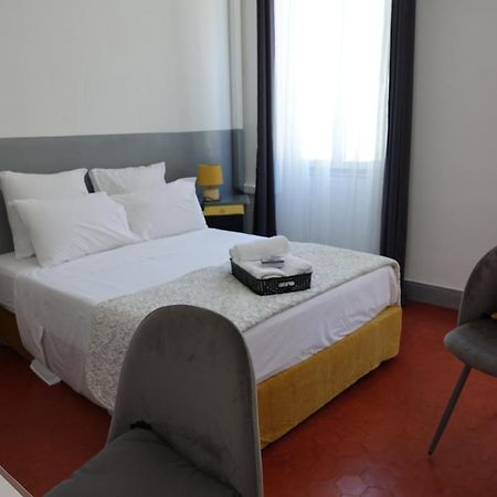 Quartier Des Createurs "La Plaine Cours Julien" Chambre Privee Dans Appartement Menage Frequent Des Parties Commune Marseille Exterior photo