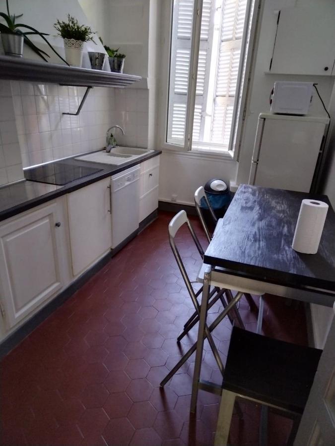 Quartier Des Createurs "La Plaine Cours Julien" Chambre Privee Dans Appartement Menage Frequent Des Parties Commune Marseille Exterior photo