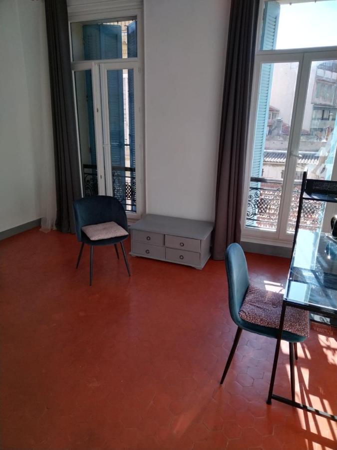 Quartier Des Createurs "La Plaine Cours Julien" Chambre Privee Dans Appartement Menage Frequent Des Parties Commune Marseille Exterior photo