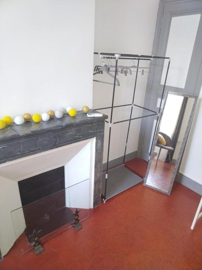 Quartier Des Createurs "La Plaine Cours Julien" Chambre Privee Dans Appartement Menage Frequent Des Parties Commune Marseille Exterior photo