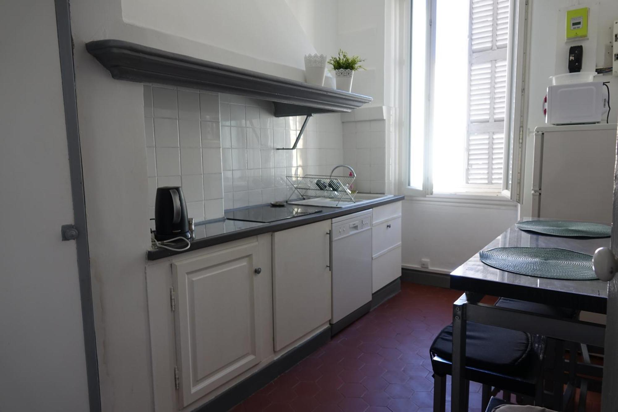 Quartier Des Createurs "La Plaine Cours Julien" Chambre Privee Dans Appartement Menage Frequent Des Parties Commune Marseille Exterior photo